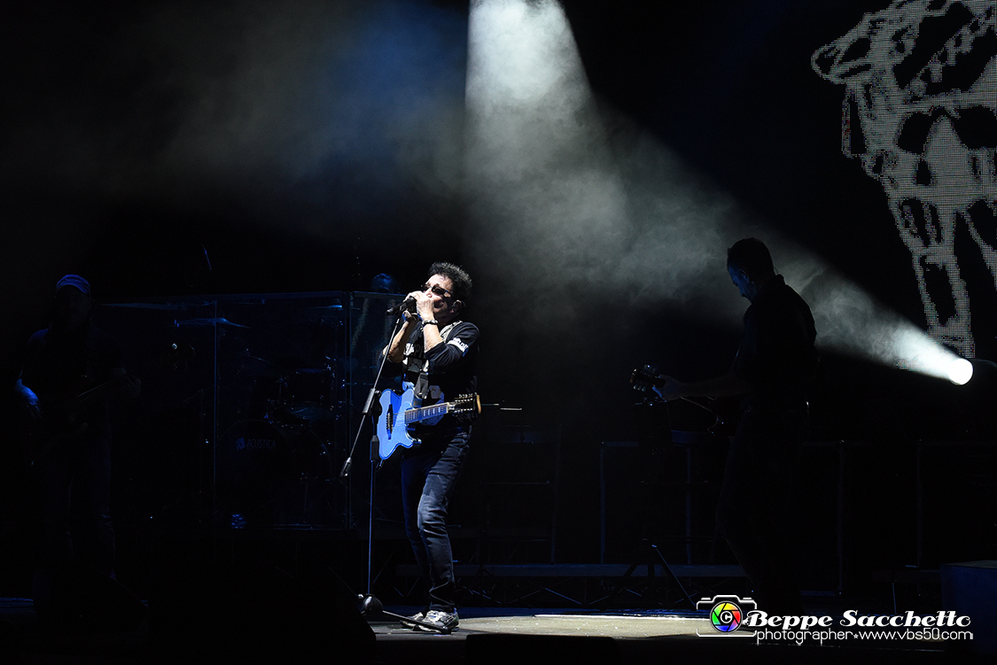 VBS_4049 - Concerto Edoardo Bennato - Peter Pan Rock 'n' Roll Tour.jpg